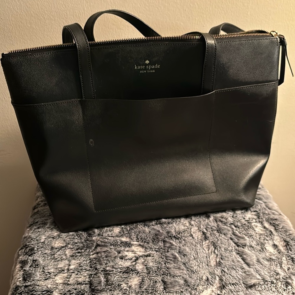 Kate Spade Tote Bag w/zipper